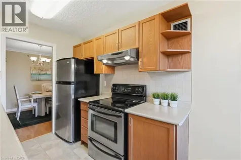205 Hilda Avenue North York ON M2M 4B1