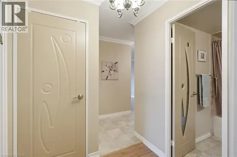 205 Hilda Avenue North York ON M2M 4B1