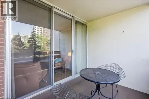 205 Hilda Avenue North York ON M2M 4B1