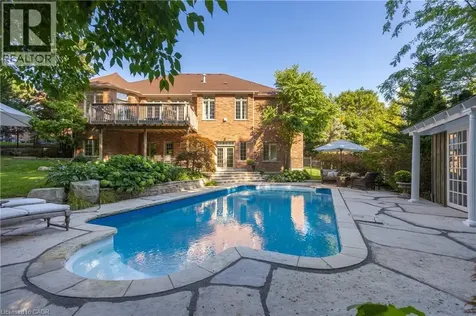 1285 Beaufort Drive Burlington ON L7P 4V9