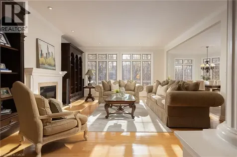 1285 Beaufort Drive Burlington ON L7P 4V9