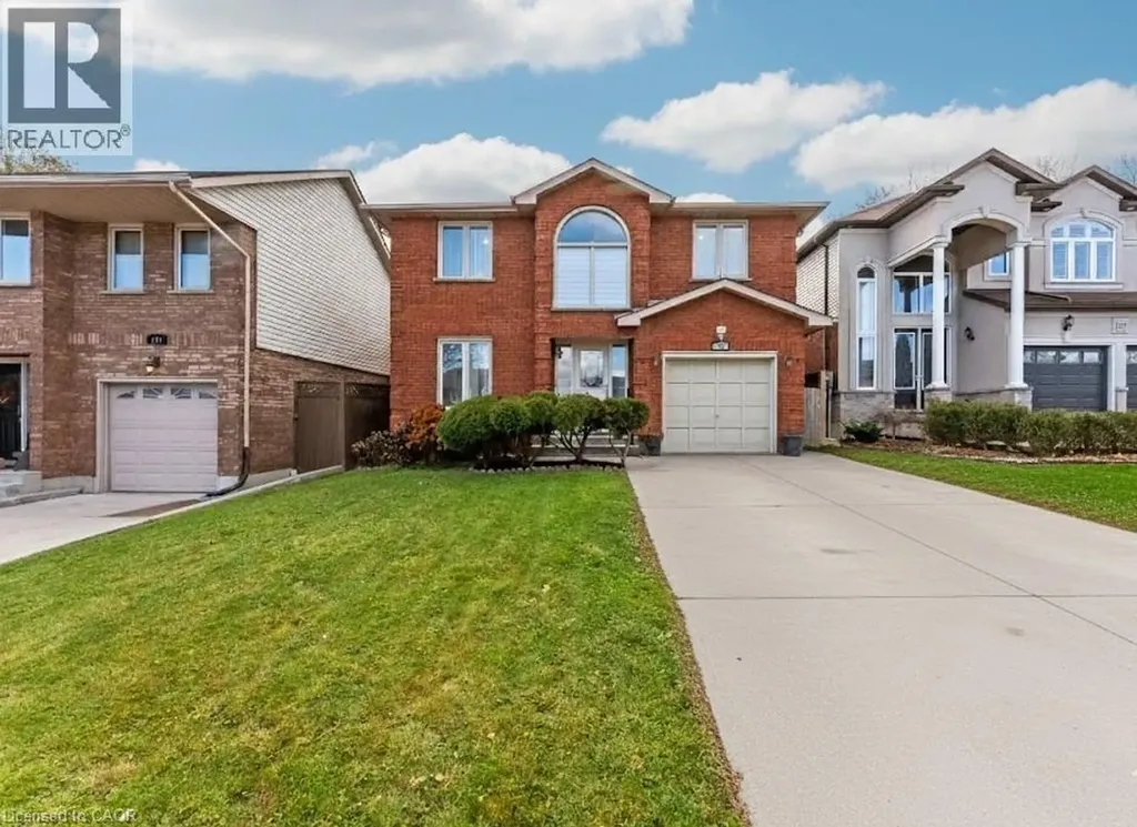 113 Greenshire Drive Hamilton ON L9C 7G5