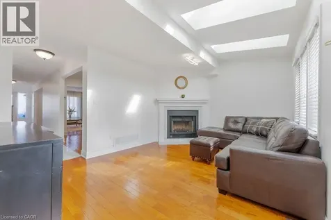 113 Greenshire Drive Hamilton ON L9C 7G5