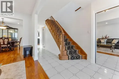 113 Greenshire Drive Hamilton ON L9C 7G5