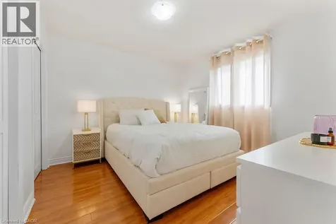 113 Greenshire Drive Hamilton ON L9C 7G5