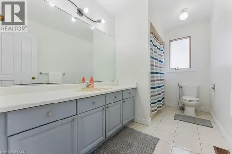 113 Greenshire Drive Hamilton ON L9C 7G5