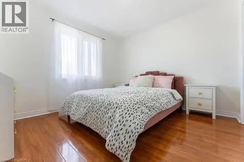 113 Greenshire Drive Hamilton ON L9C 7G5