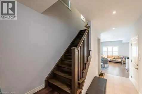 98 Shoreview Place Stoney Creek ON L8E 0J4