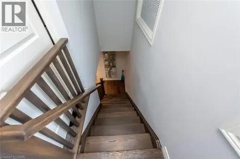 98 Shoreview Place Stoney Creek ON L8E 0J4