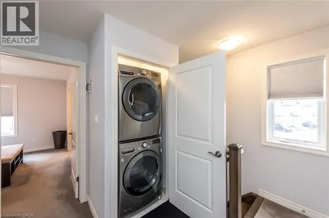 98 Shoreview Place Stoney Creek ON L8E 0J4