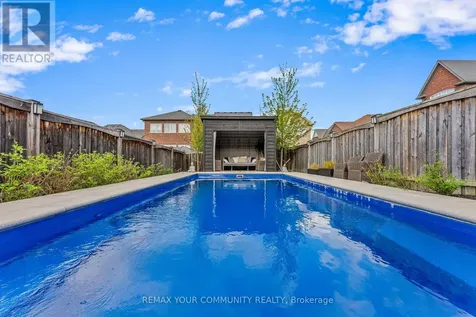 95 Alex Campbell Crescent King (king City) ON L7B 1K9