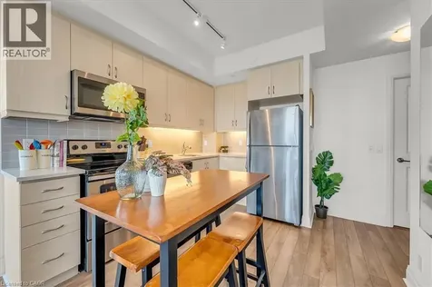 17 Zorra Street Etobicoke ON M8Z 0C8