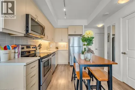 17 Zorra Street Etobicoke ON M8Z 0C8