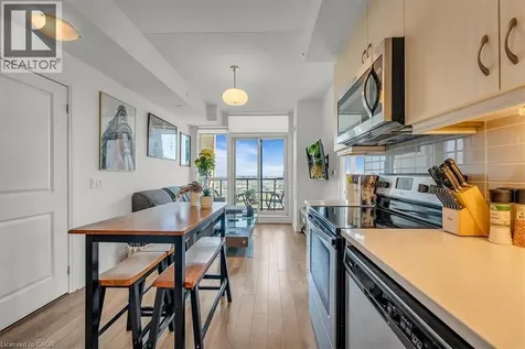 17 Zorra Street Etobicoke ON M8Z 0C8