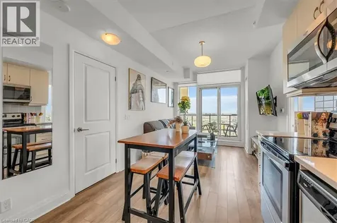 17 Zorra Street Etobicoke ON M8Z 0C8