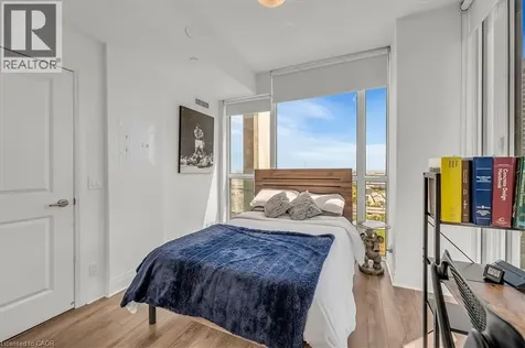 17 Zorra Street Etobicoke ON M8Z 0C8