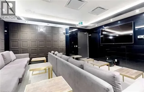 17 Zorra Street Etobicoke ON M8Z 0C8