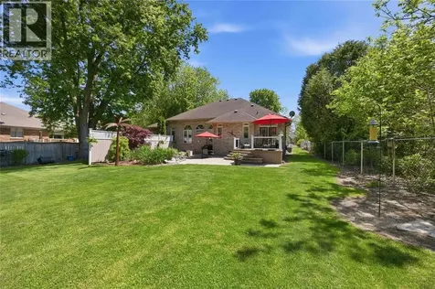 2056 Blackwell Road Sarnia ON