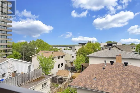 372 Berkley Avenue Ottawa ON K2A 2G7