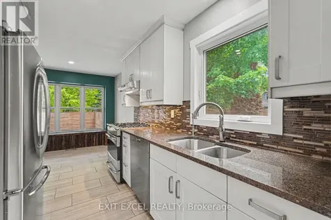 16 Lima Way Ottawa ON K2J 3G6