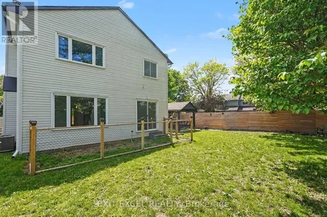 16 Lima Way Ottawa ON K2J 3G6
