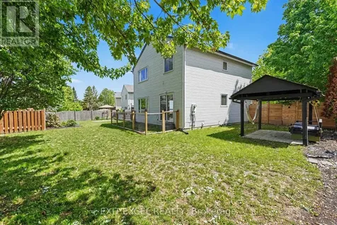 16 Lima Way Ottawa ON K2J 3G6