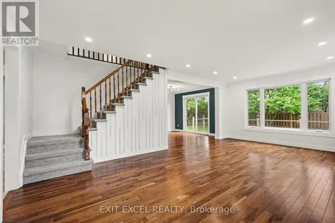 16 Lima Way Ottawa ON K2J 3G6