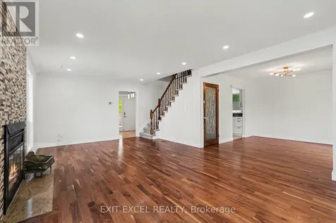 16 Lima Way Ottawa ON K2J 3G6
