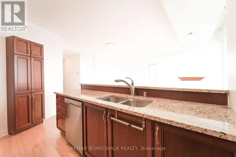 401 Golden Avenue Ottawa ON K2A 1H4