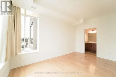 401 Golden Avenue Ottawa ON K2A 1H4