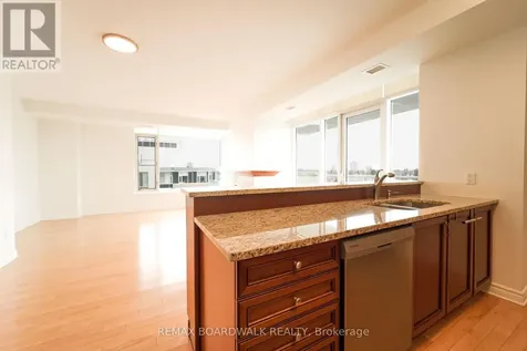 401 Golden Avenue Ottawa ON K2A 1H4