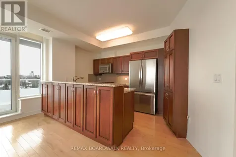 401 Golden Avenue Ottawa ON K2A 1H4