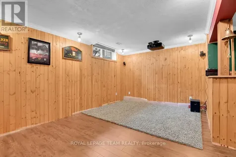 162 Redcliff Avenue Ottawa ON K2J 5J7