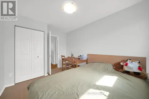 2111 Montreal Road Ottawa ON K1J 8M8
