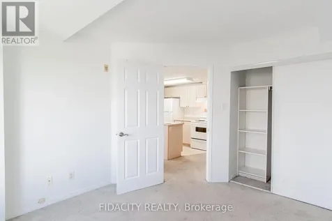 310 Central Park Drive Ottawa ON K2C 4G4