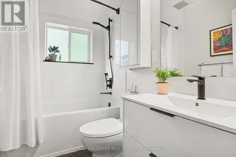 371 Sunnyside Avenue Ottawa ON K1S 0S2