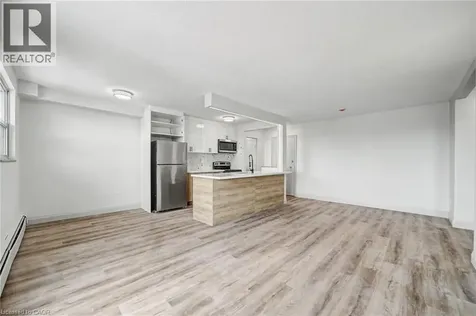 41 Sutherland Street West Caledonia ON N3W 1L1
