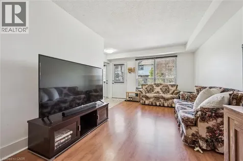 385 Pioneer Drive Kitchener ON N2P 1L8