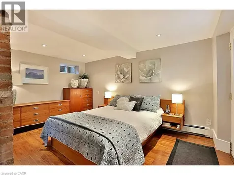 1276 Spring Gardens Road Burlington ON L7T 1J8