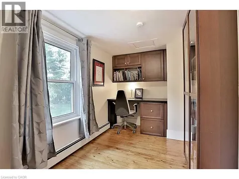 1276 Spring Gardens Road Burlington ON L7T 1J8