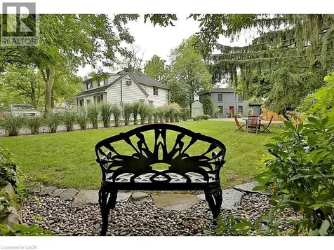 1276 Spring Gardens Road Burlington ON L7T 1J8