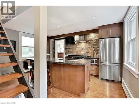1276 Spring Gardens Road Burlington ON L7T 1J8