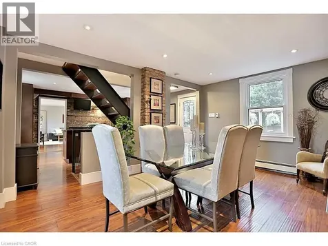 1276 Spring Gardens Road Burlington ON L7T 1J8