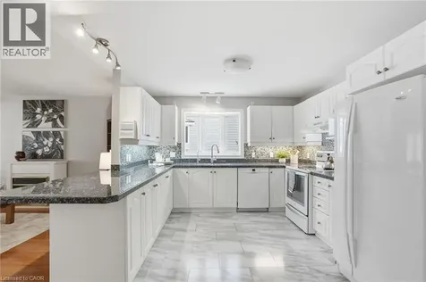 148 Glenariff Drive Freelton ON L8B 1A5