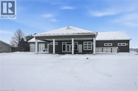 148 Glenariff Drive Freelton ON L8B 1A5