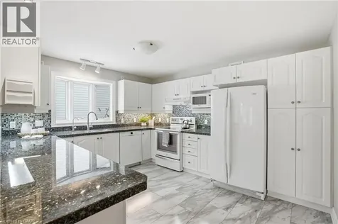 148 Glenariff Drive Freelton ON L8B 1A5