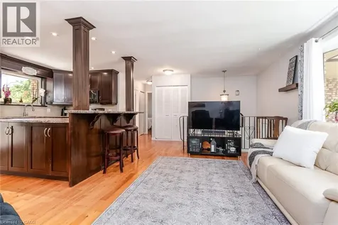 18 Mayberry Place Stratford ON N5A 6Z7