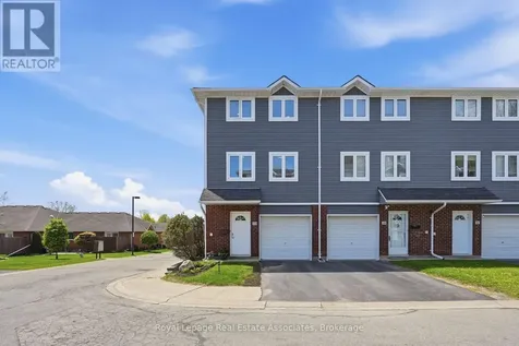 50A Harris Avenue Brantford ON N3R 2E9
