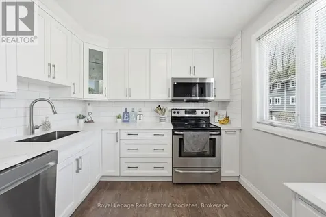 50A Harris Avenue Brantford ON N3R 2E9