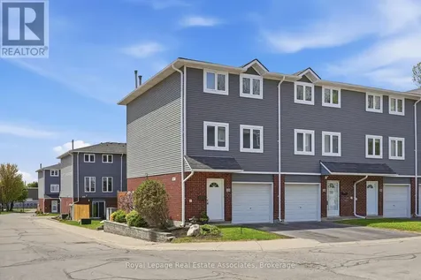 50A Harris Avenue Brantford ON N3R 2E9